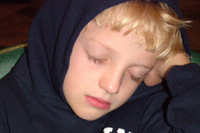 Ein an Mumps leidender Junge