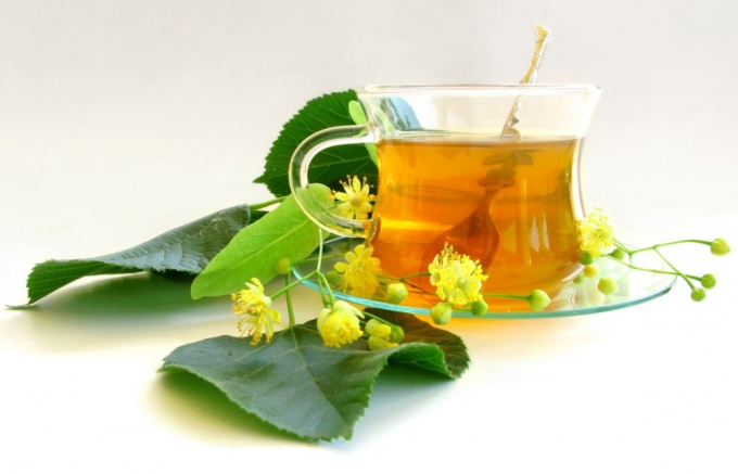 Schmackhafter und gesunder Kräutertee